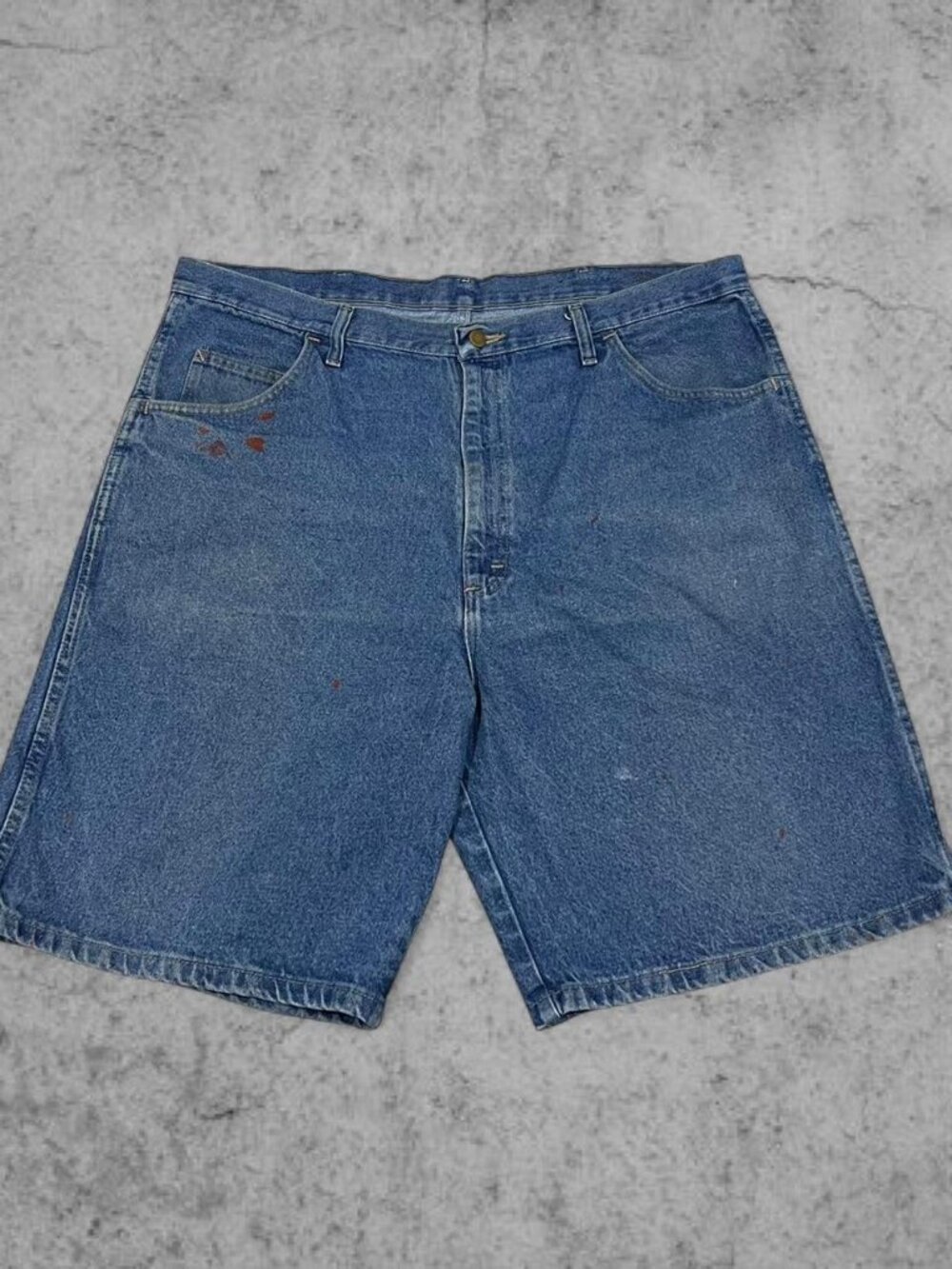 Medium Wash Baggy Jean Shorts, Size 40